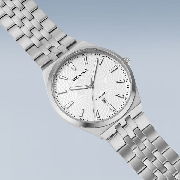 Titanium | brushed grey | 16141-704