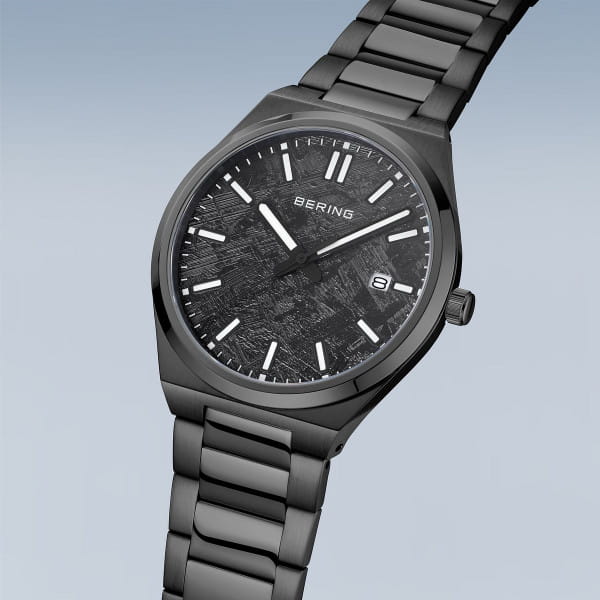 Classic | brushed black | 17639-722